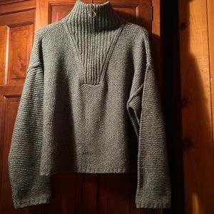 Universal Thread NWT GRAY/BLUE SWEATER SIZE XXL